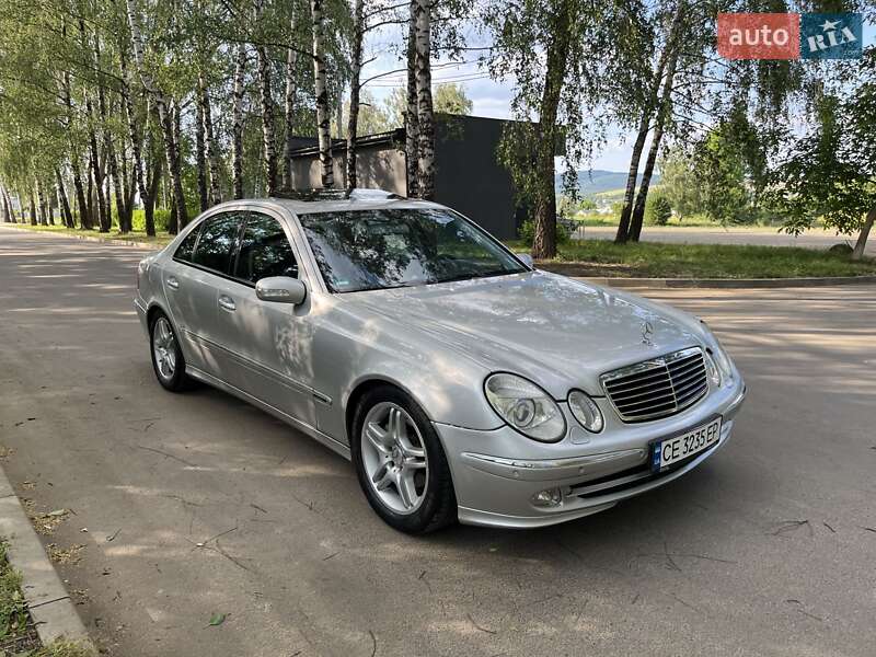 Седан Mercedes-Benz E-Class 2003 в Черновцах