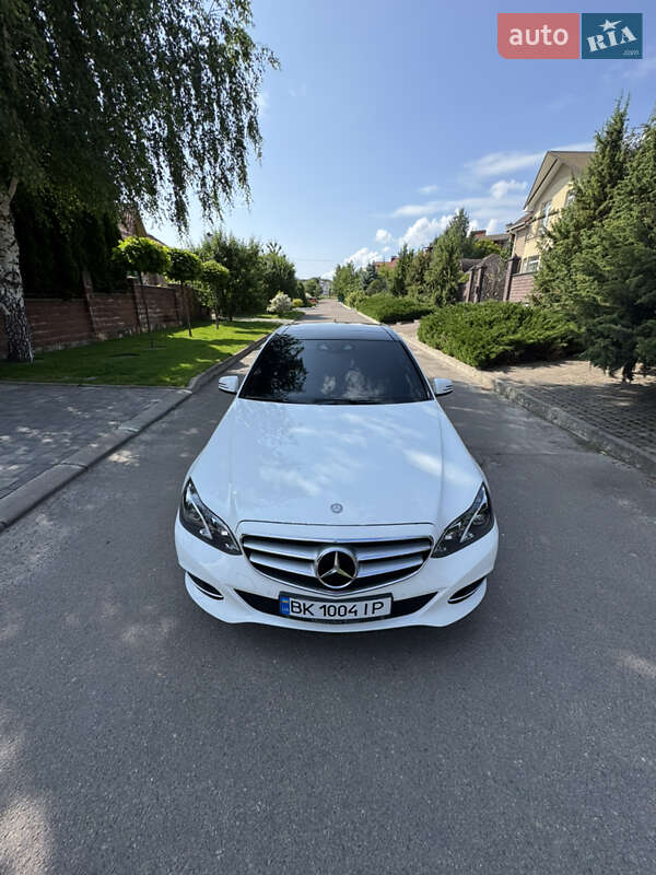 Седан Mercedes-Benz E-Class 2014 в Рівному