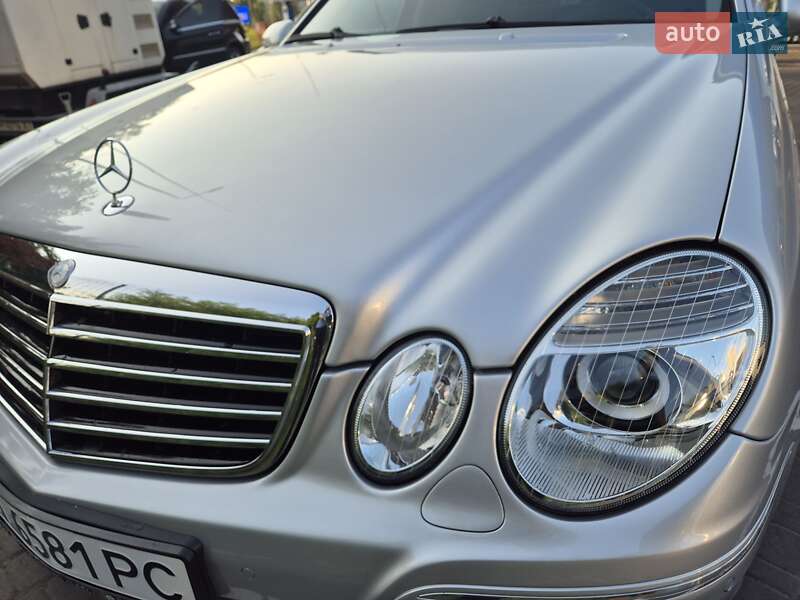 Седан Mercedes-Benz E-Class 2007 в Києві