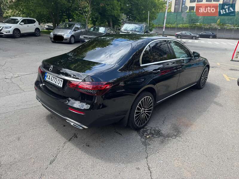 Mercedes-Benz E-Class 2021