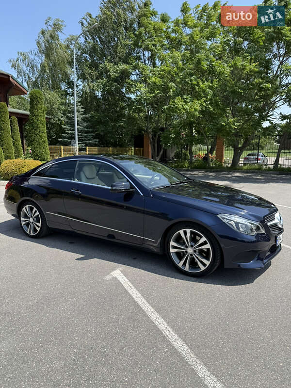 Купе Mercedes-Benz E-Class 2016 в Александрие