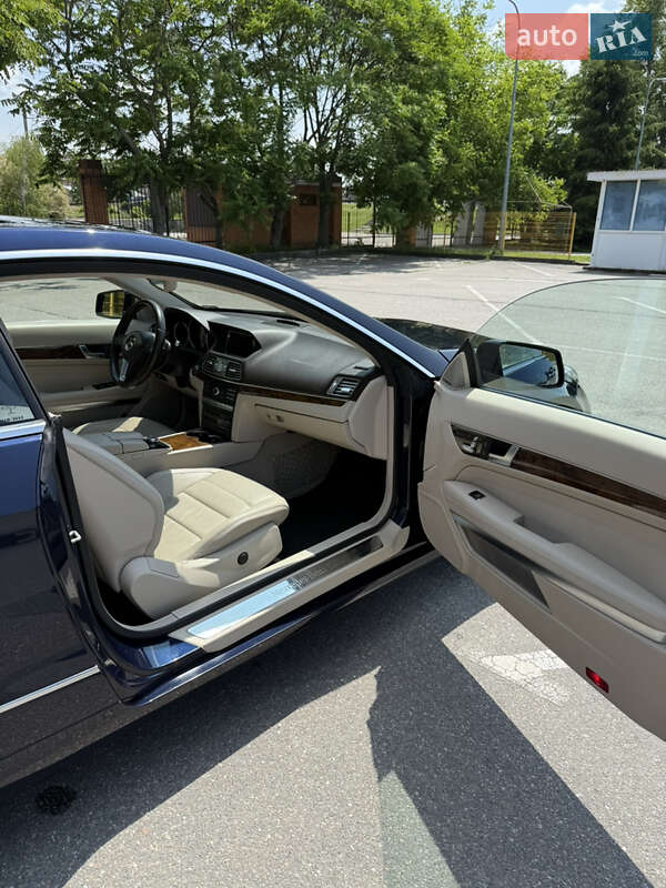 Купе Mercedes-Benz E-Class 2016 в Александрие