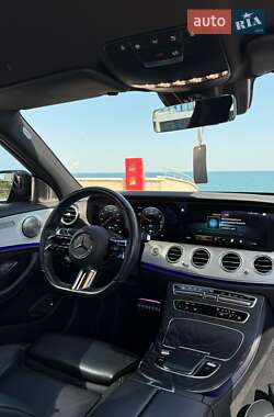Седан Mercedes-Benz E-Class 2021 в 