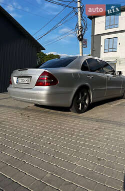 Седан Mercedes-Benz E-Class 2004 в 