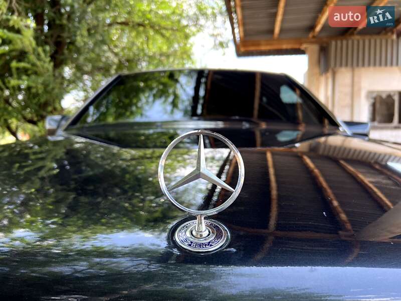 Седан Mercedes-Benz E-Class 1992 в Києві