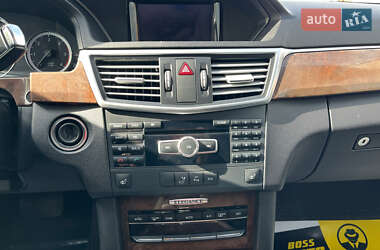 Седан Mercedes-Benz E-Class 2012 в 