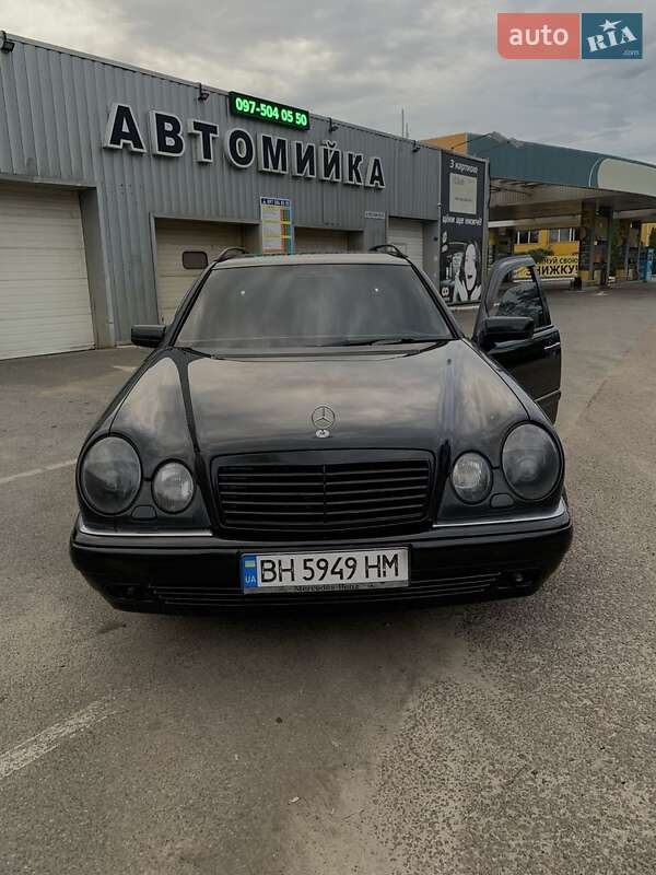 Універсал Mercedes-Benz E-Class 1999 в Києві