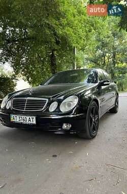 Седан Mercedes-Benz E-Class 2002 в Івано-Франківську