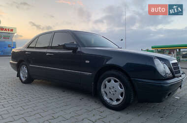 Седан Mercedes-Benz E-Class 1997 в Каменец-Подольском