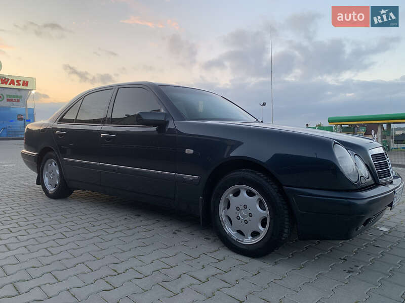 Седан Mercedes-Benz E-Class 1997 в Каменец-Подольском