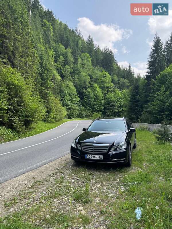 Mercedes-Benz E-Class 2010