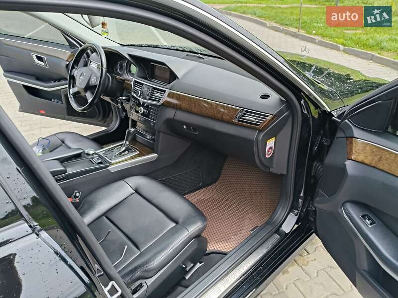 Універсал Mercedes-Benz E-Class 2010 в Луцьку