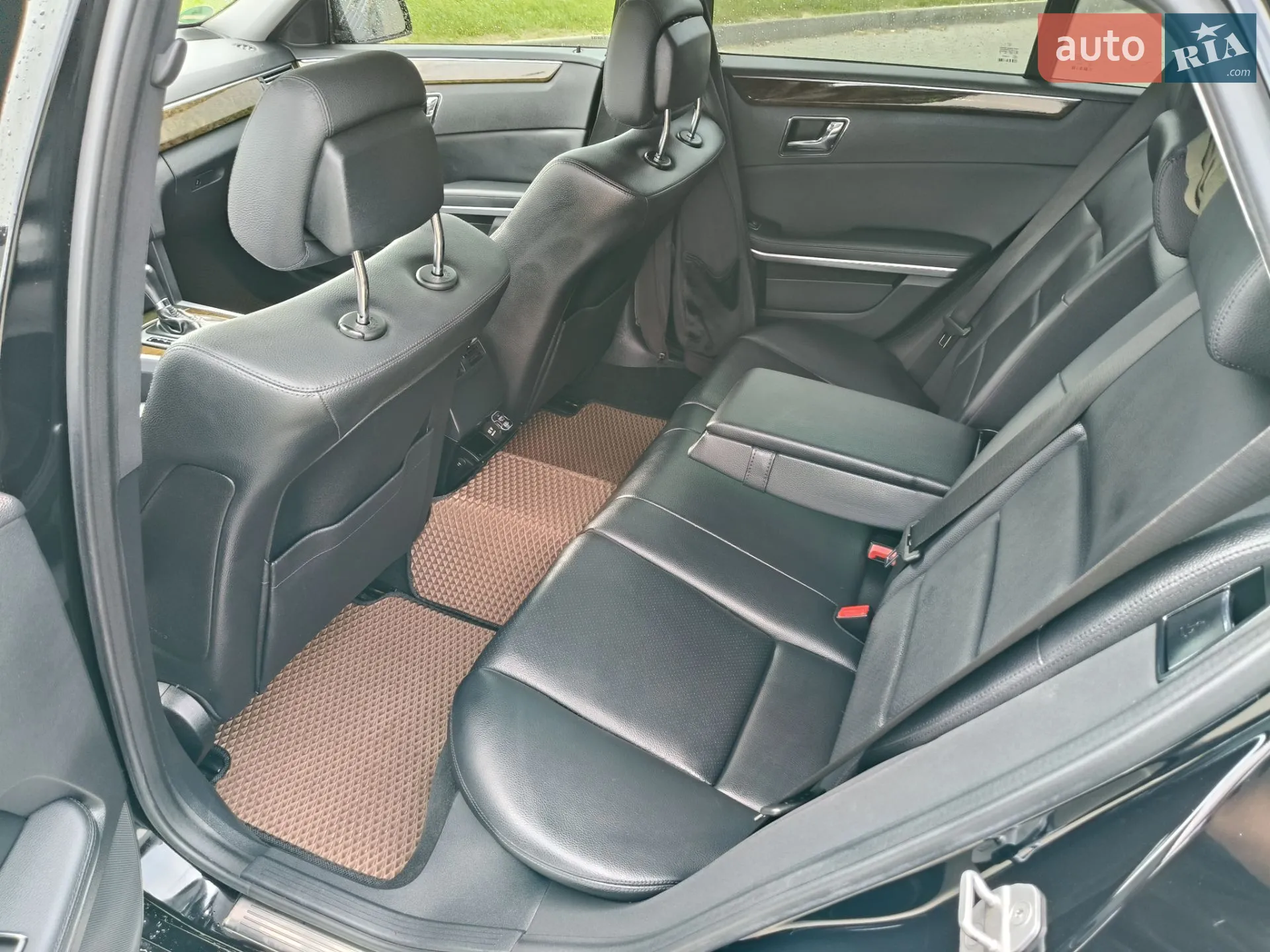 2010 Mercedes-Benz E-klasse - мініатюра 14
