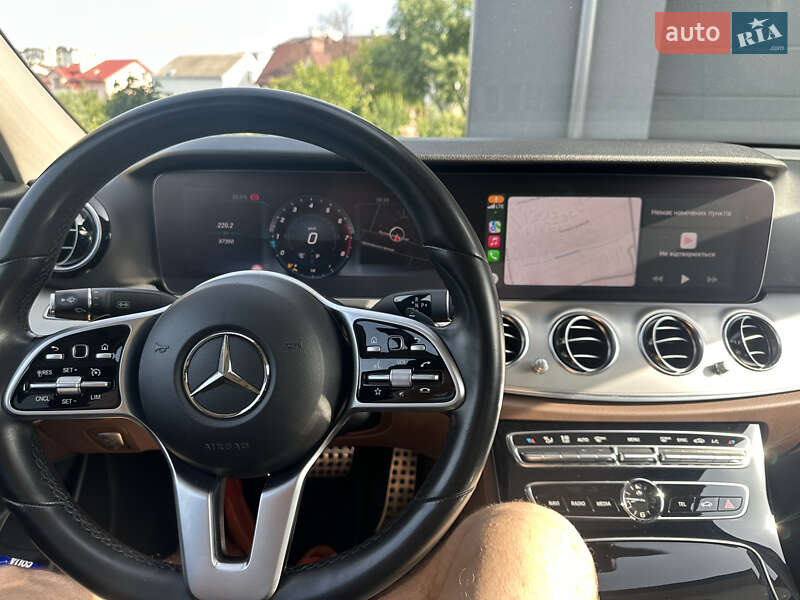 Седан Mercedes-Benz E-Class 2018 в Львові фото 9 Седан Mercedes-Benz E-Class 2018 в Львові