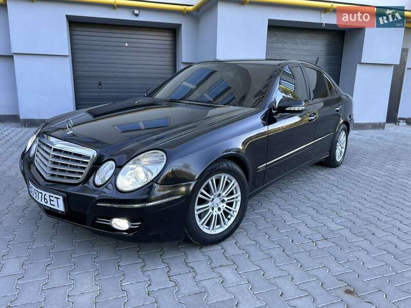 Седан Mercedes-Benz E-Class 2007 в 