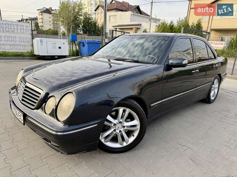 Mercedes-Benz E-Class 2000