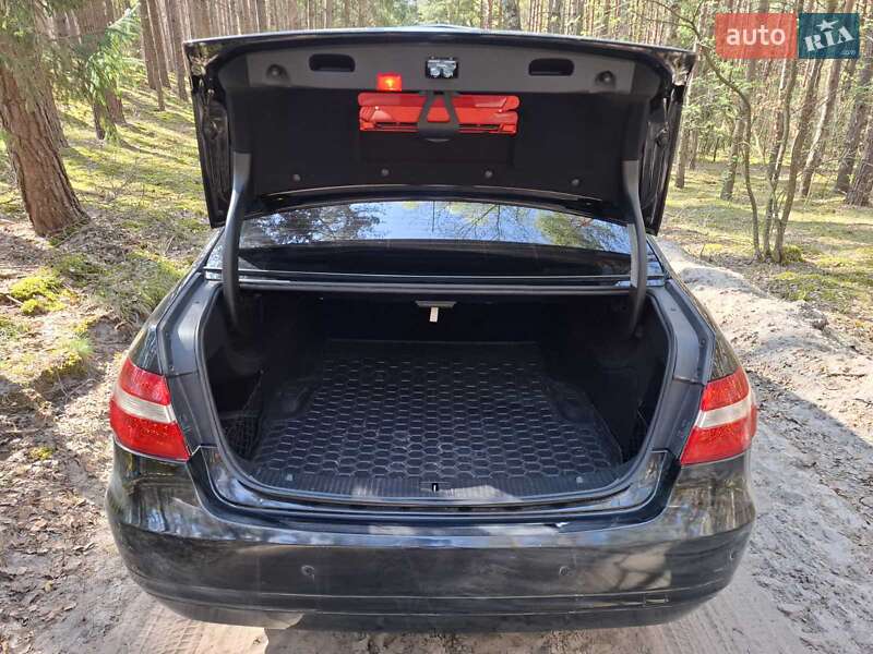 Седан Mercedes-Benz E-Class 2011 в Изяславе фото 7 Седан Mercedes-Benz E-Class 2011 в Изяславе