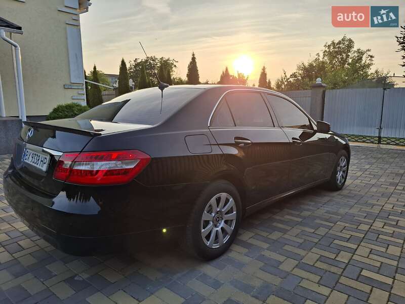 Седан Mercedes-Benz E-Class 2011 в Изяславе фото 23 Седан Mercedes-Benz E-Class 2011 в Изяславе