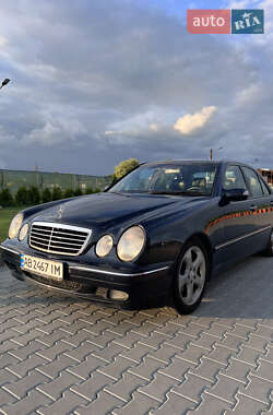 Седан Mercedes-Benz E-Class 2001 в Вінниці