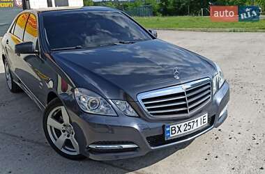 Седан Mercedes-Benz E-Class 2011 в Славуте