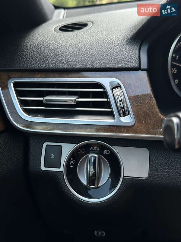 Седан Mercedes-Benz E-Class 2015 в Чорткове фото 30 Седан Mercedes-Benz E-Class 2015 в Чорткове