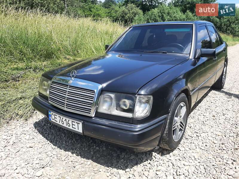 Седан Mercedes-Benz E-Class 1992 в Великому Кучурові