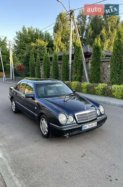 Седан Mercedes-Benz E-Class 1996 в 