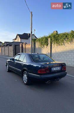 Седан Mercedes-Benz E-Class 1996 в 