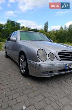 Седан Mercedes-Benz E-Class 2001 в Хмельнике