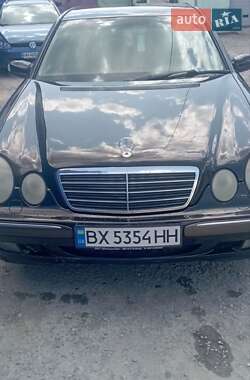 Седан Mercedes-Benz E-Class 2000 в Кам'янець-Подільському