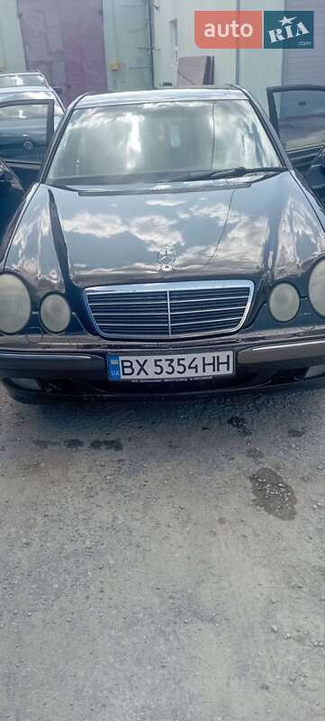 Седан Mercedes-Benz E-Class 2000 в Кам'янець-Подільському