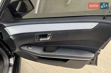 Универсал Mercedes-Benz E-Class 2013 в 