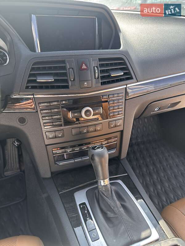 Купе Mercedes-Benz E-Class 2010 в Києві