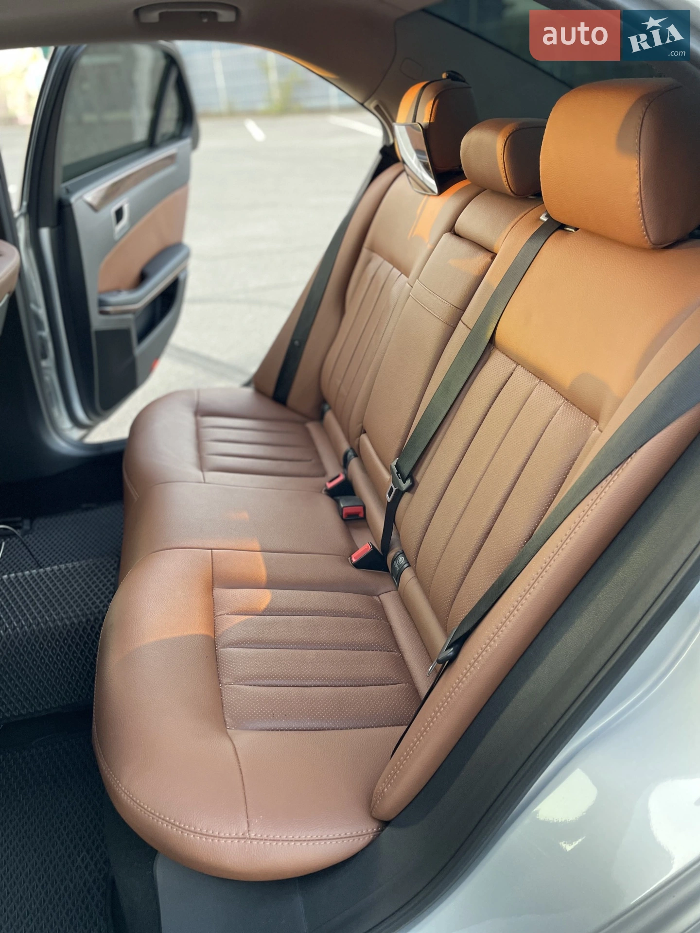 2012 Mercedes-Benz E-klasse - мініатюра 12