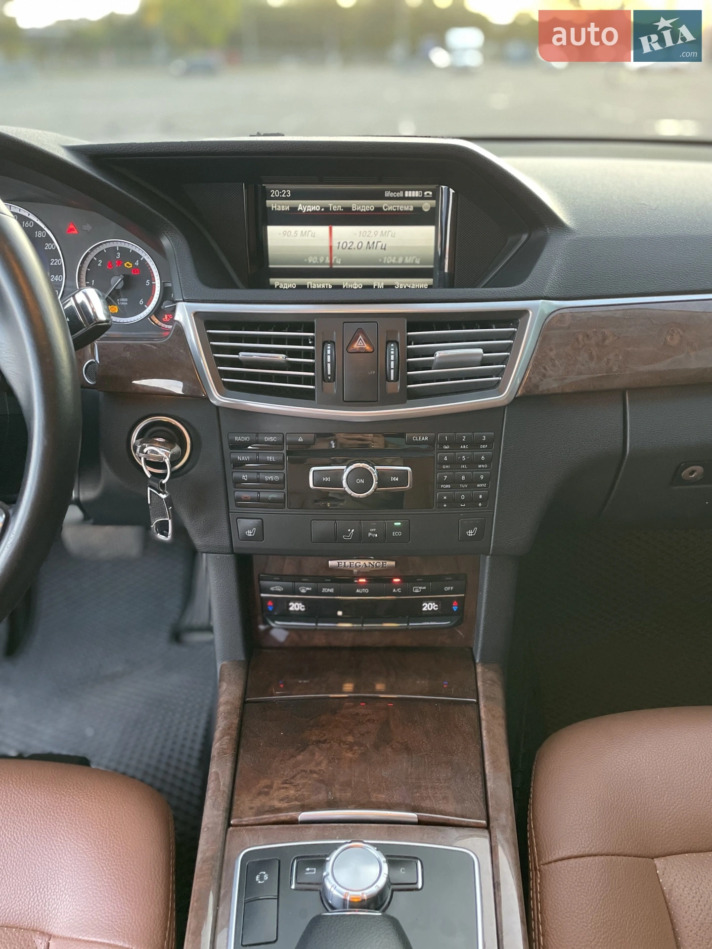 2012 Mercedes-Benz E-klasse - мініатюра 24