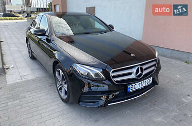 Седан Mercedes-Benz E-Class 2017 в Львове