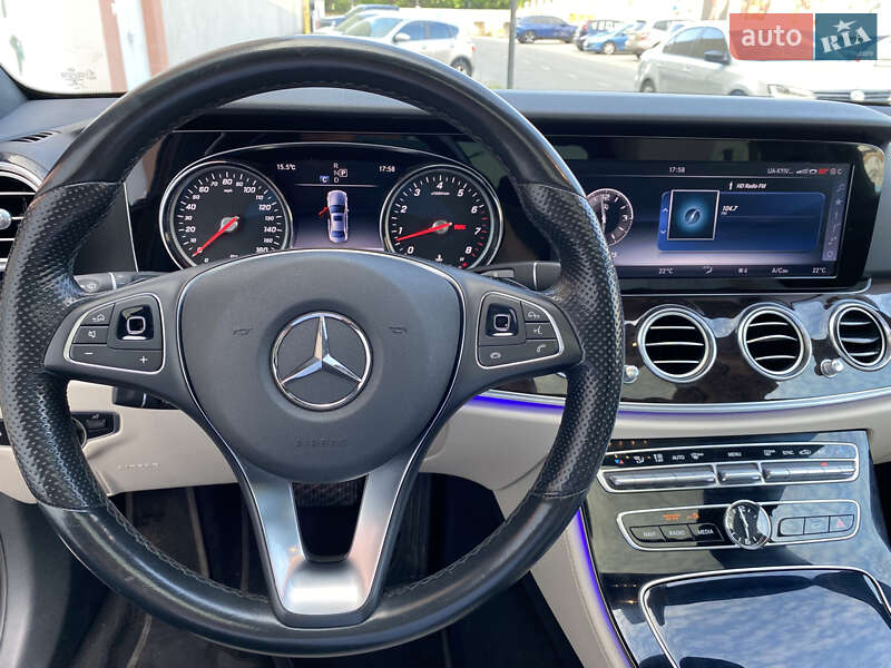 Седан Mercedes-Benz E-Class 2017 в Львові фото 15 Седан Mercedes-Benz E-Class 2017 в Львові