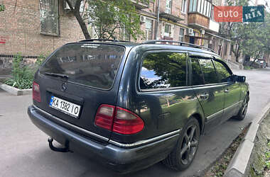 Універсал Mercedes-Benz E-Class 1998 в 