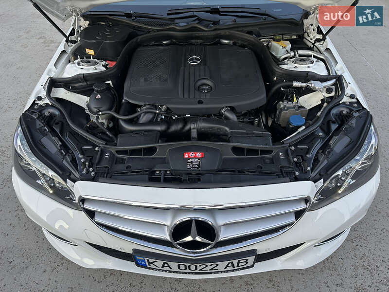 Седан Mercedes-Benz E-Class 2015 в Києві