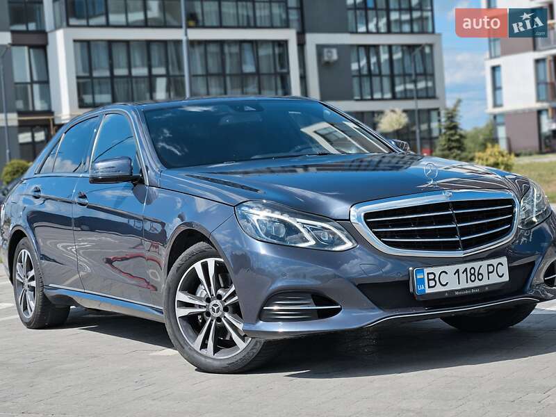 Седан Mercedes-Benz E-Class 2015 в Львові