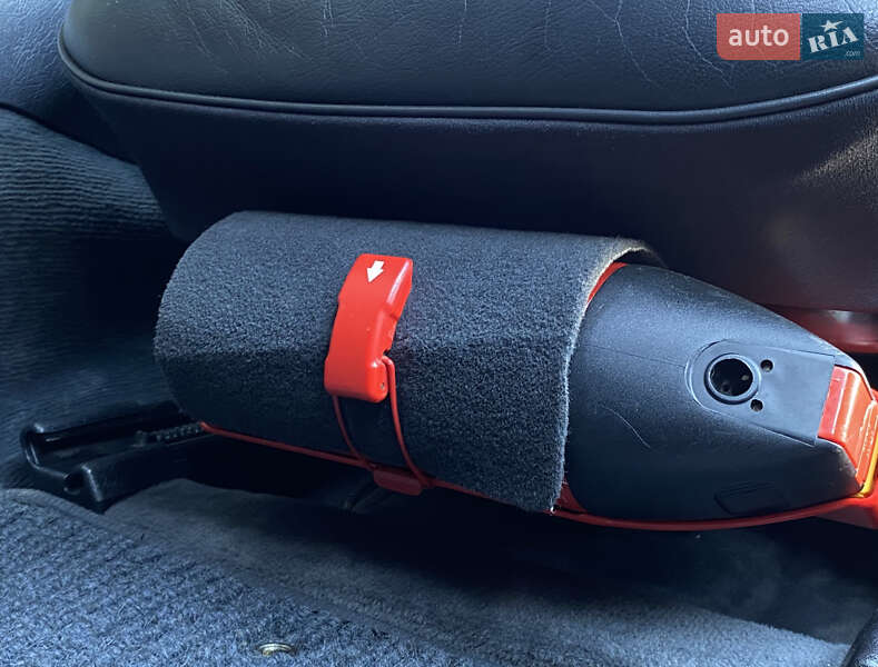 Седан Mercedes-Benz E-Class 1995 в Кропивницком