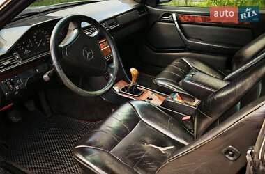 Купе Mercedes-Benz E-Class 1994 в Василькові