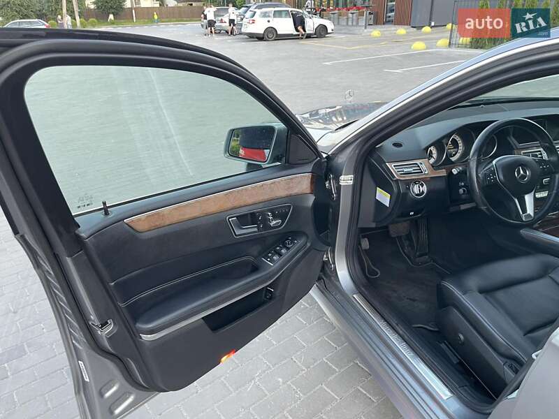 Седан Mercedes-Benz E-Class 2013 в Луцьку