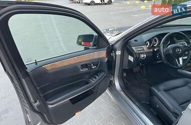 Седан Mercedes-Benz E-Class 2013 в 