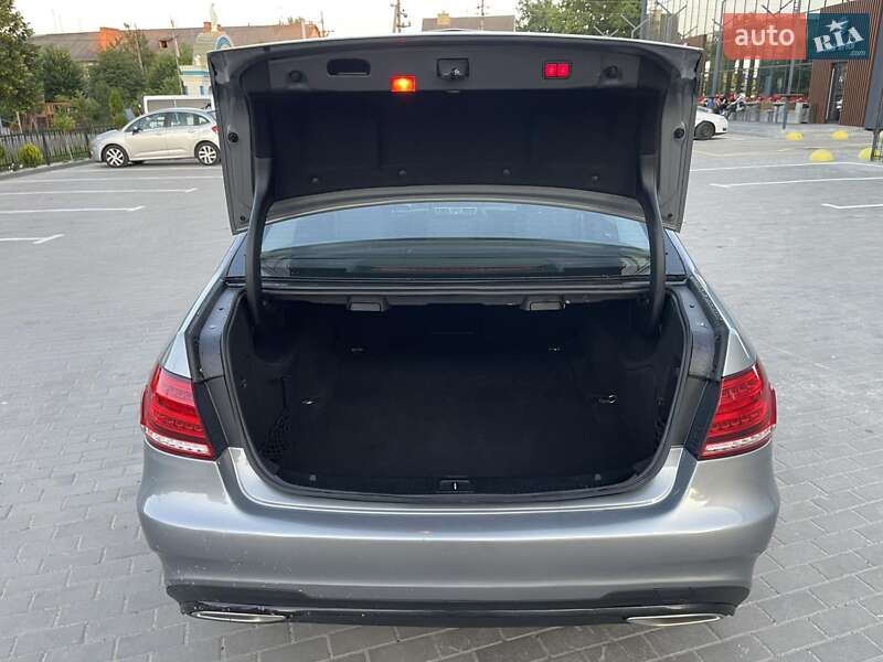 Седан Mercedes-Benz E-Class 2013 в Луцьку