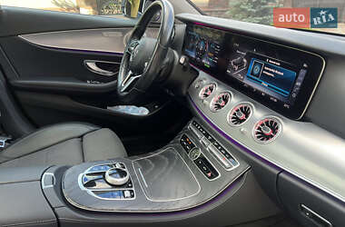 Седан Mercedes-Benz E-Class 2019 в 