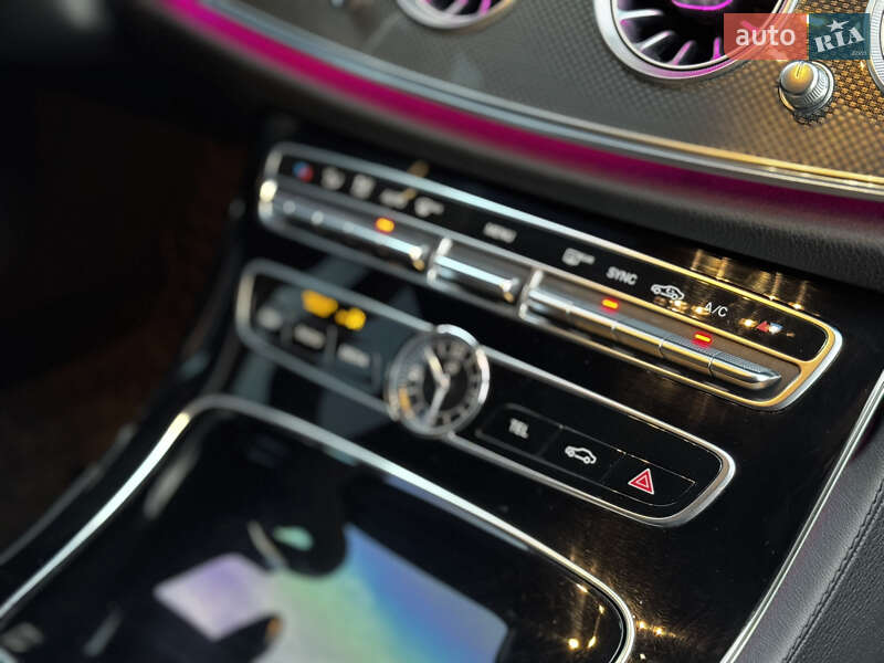 Седан Mercedes-Benz E-Class 2018 в Киеве фото 52 Седан Mercedes-Benz E-Class 2018 в Киеве