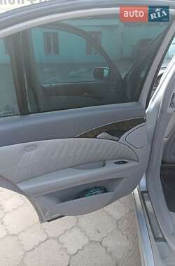 Седан Mercedes-Benz E-Class 2003 в 