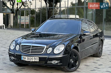 Седан Mercedes-Benz E-Class 2007 в Ровно