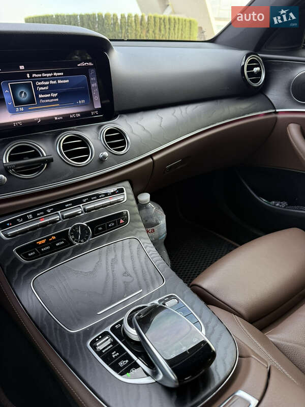 Седан Mercedes-Benz E-Class 2018 в Днепре